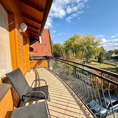 By Hellobalatonlelle 巴拉通雷勒