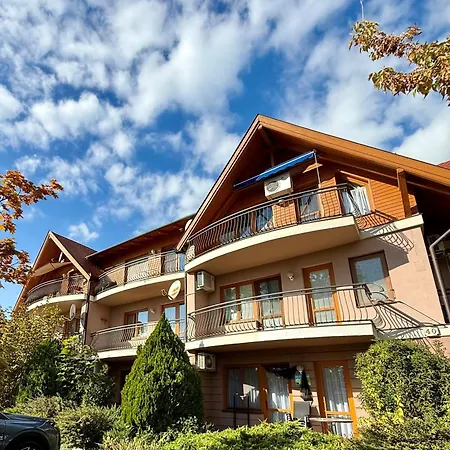 By Hellobalatonlelle