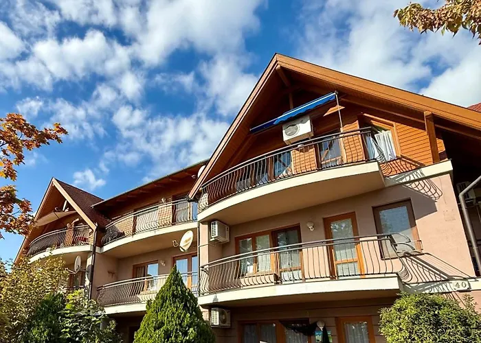 By Hellobalatonlelle