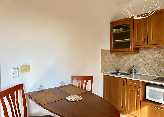 By Hellobalatonlelle